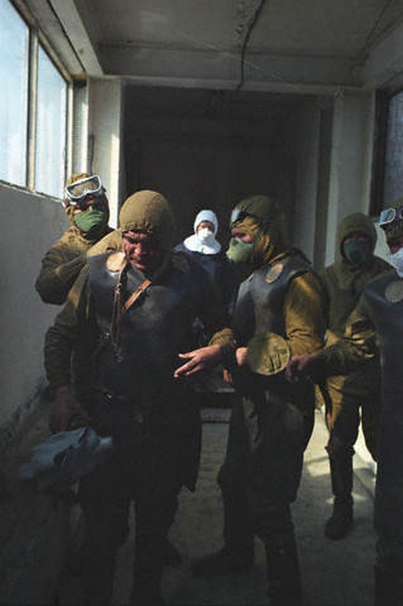 Ліквідатары, апранутыя для выхаду на дах 4-га энергаблока